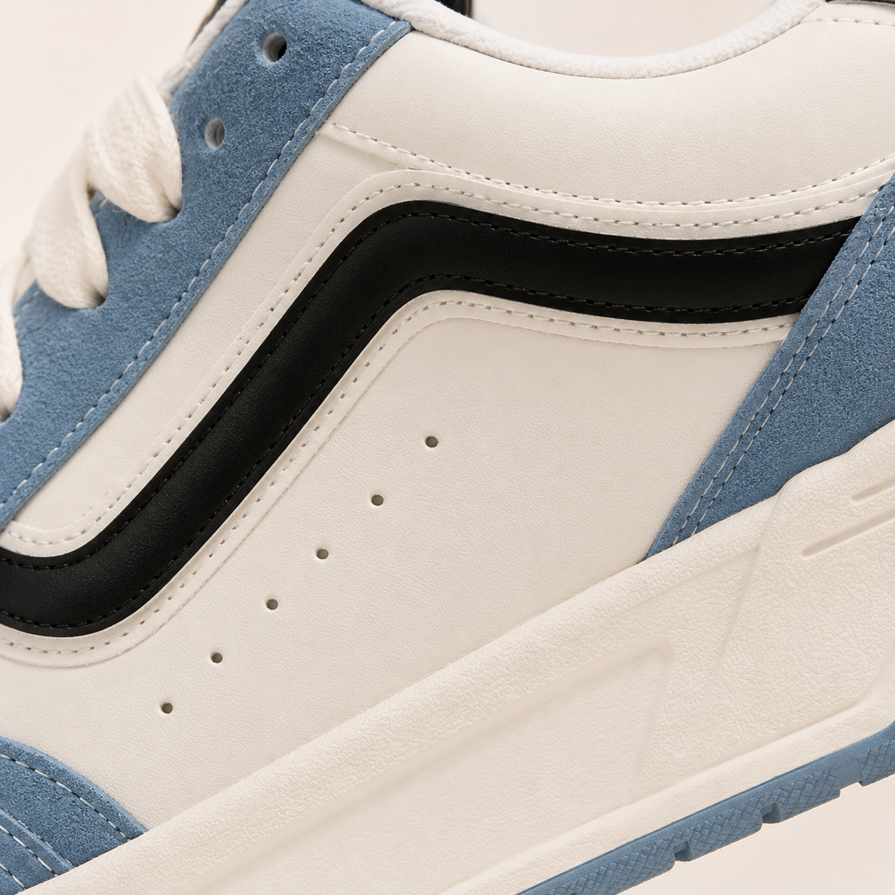 Hylane Light Blue detalle lateral